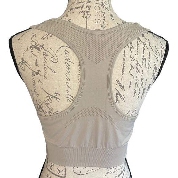 Fauyslag Gray Crossback Wireless Sports Bra Medium - Picture 2 of 2